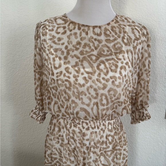 Tommy Hilfiger Beige Leopard Print Maxi Dress - Picture 2 of 8